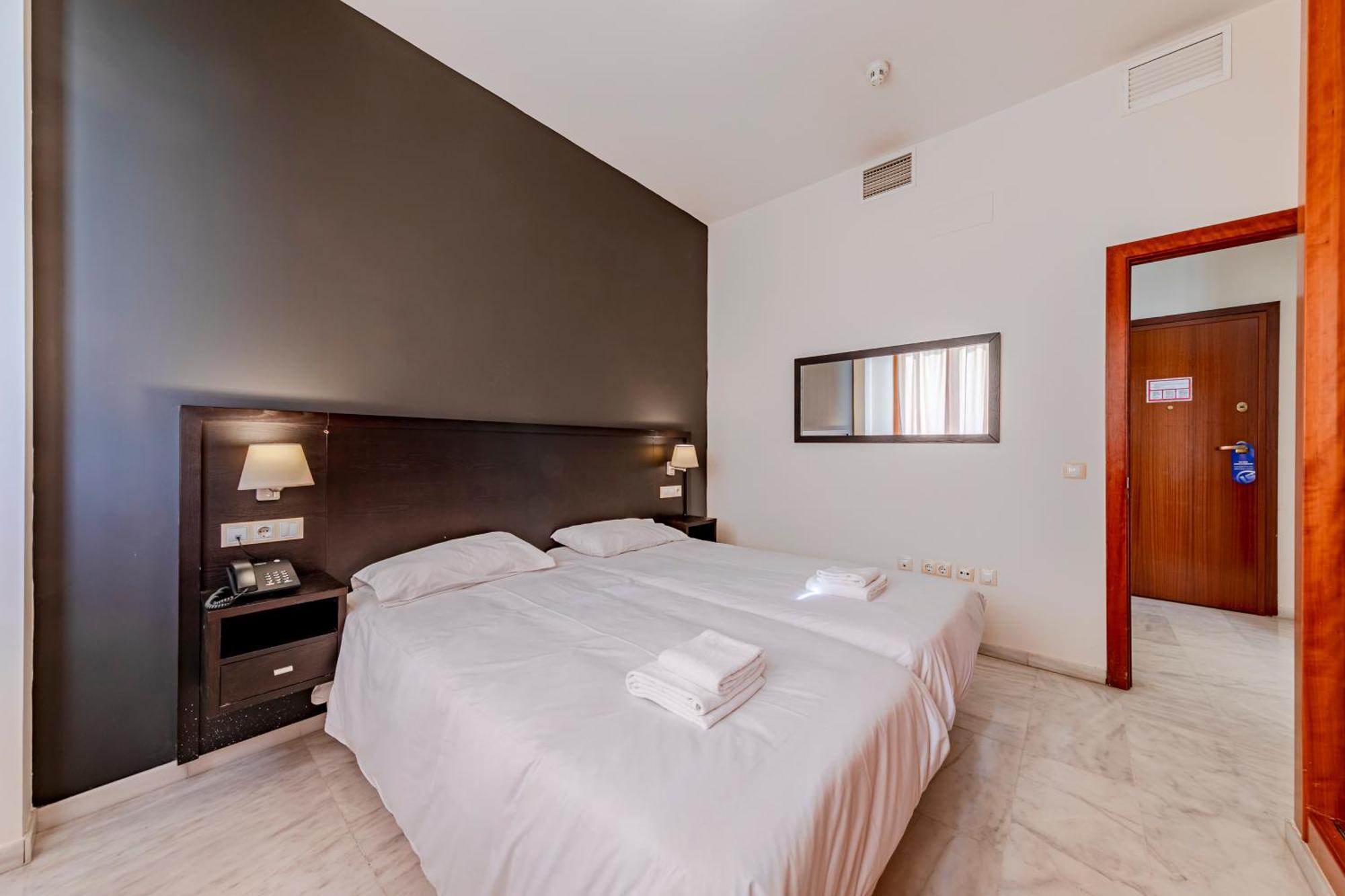 Sevillahome-apartamento Complejo Piscina Parking Apartament